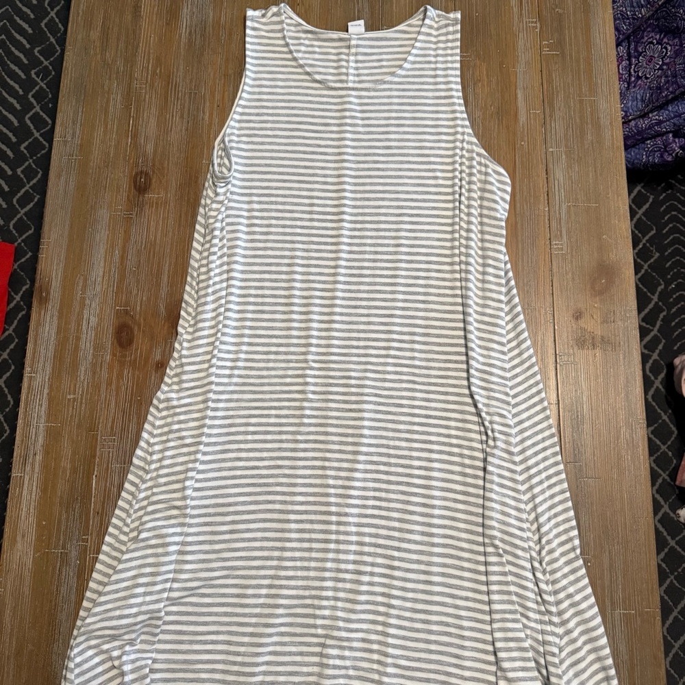 Old Navy Gray and White Striped Swing Dress